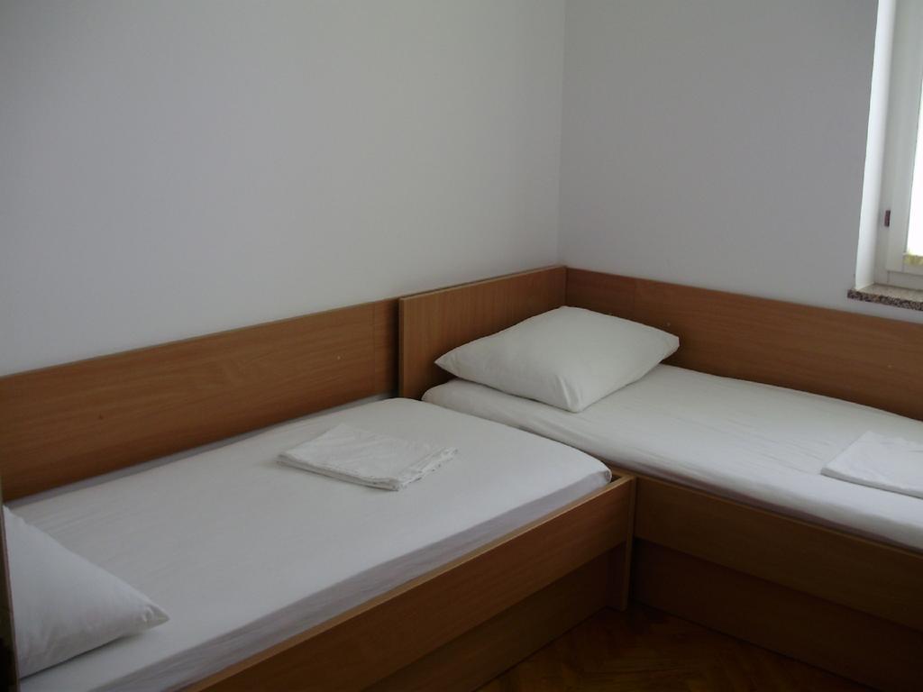 Cosmic Gate Apartments (Adults Only) 노바야 외부 사진